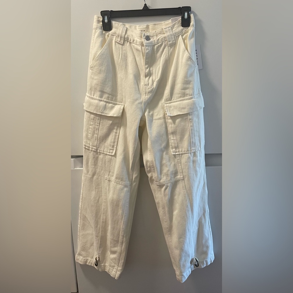 NWT So fun! Hi rise carpenter off white with cuff ability
